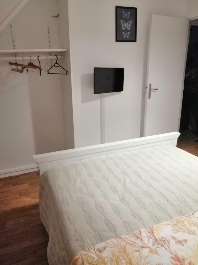 Chambres D'Hotes Chez Marilou Aulnay-sous-Bois Bagian luar foto